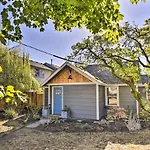 Adorable Portland Retreat Less Than 8 Mi To Downtown!