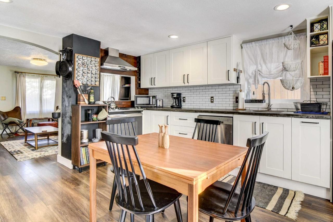 Holiday home Adorable Retreat Less Than 8 Mi To Downtown! *