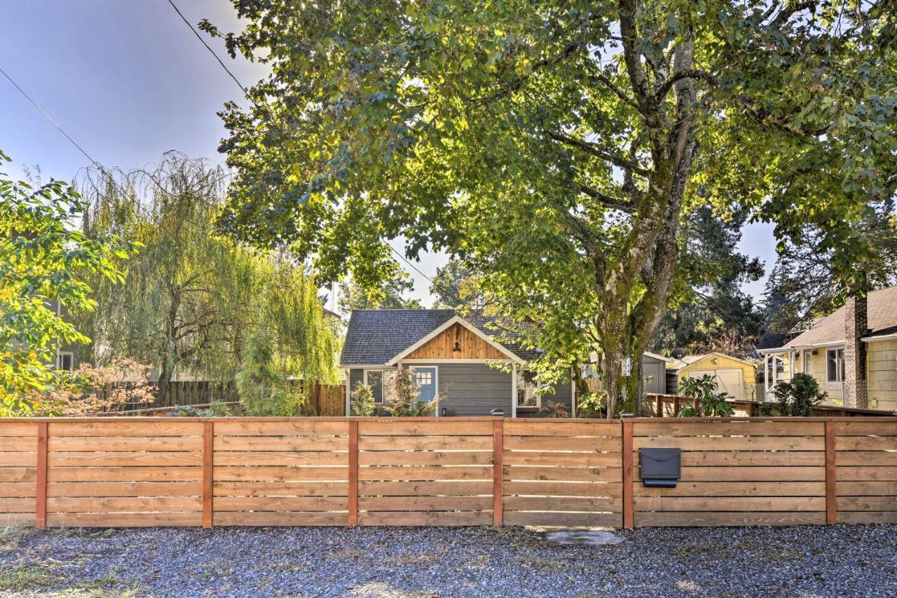 Adorable Retreat Less Than 8 Mi To Downtown!