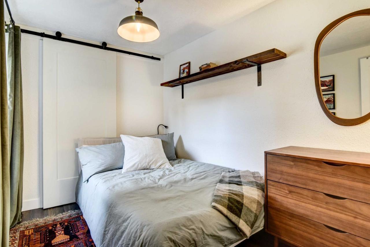 Adorable Retreat Less Than 8 Mi To Downtown! * Portland